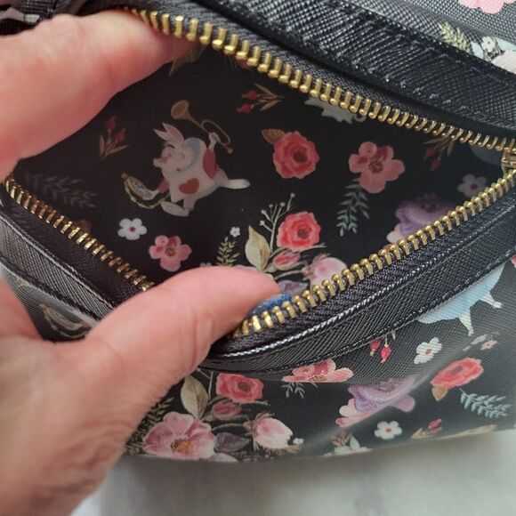 Disney Loungefly Women\'s Black Floral Print Zipper Around Backpack Rare HEART main image 8